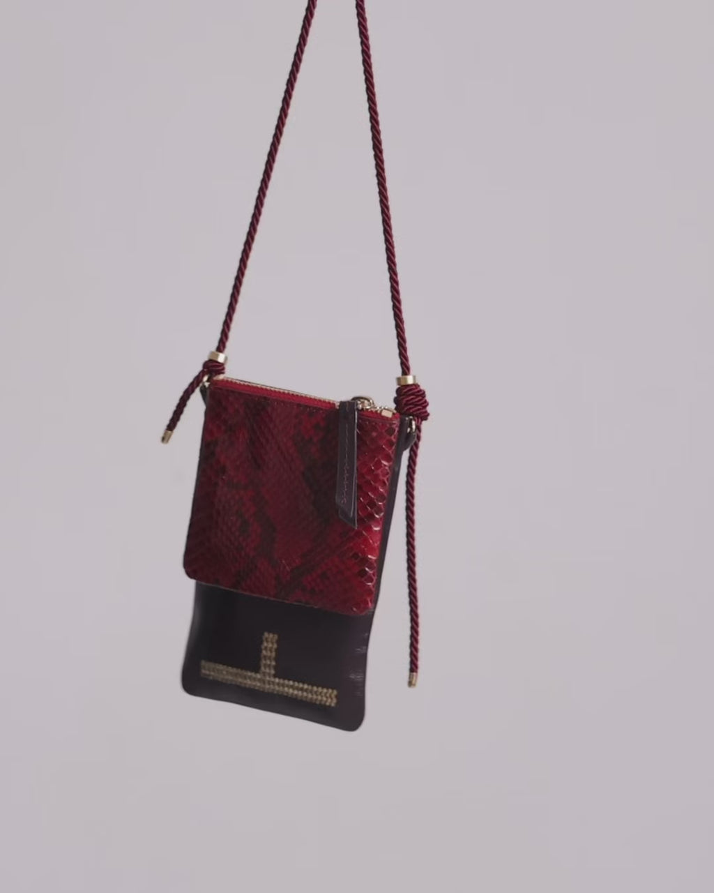 Saoirse Lutetia Pouch